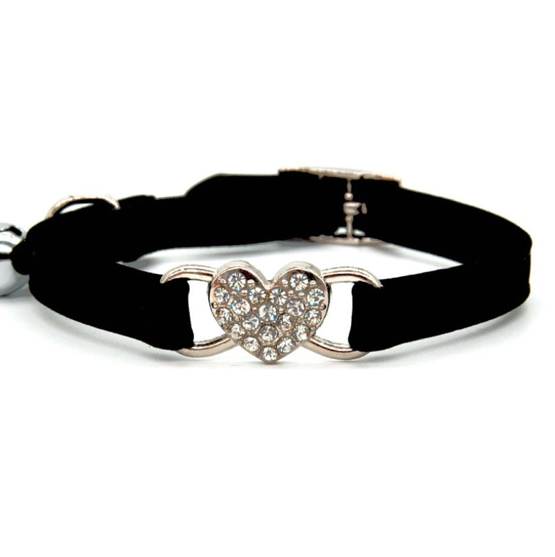 Love-Themed Cat Collar – Adjustable & Cute