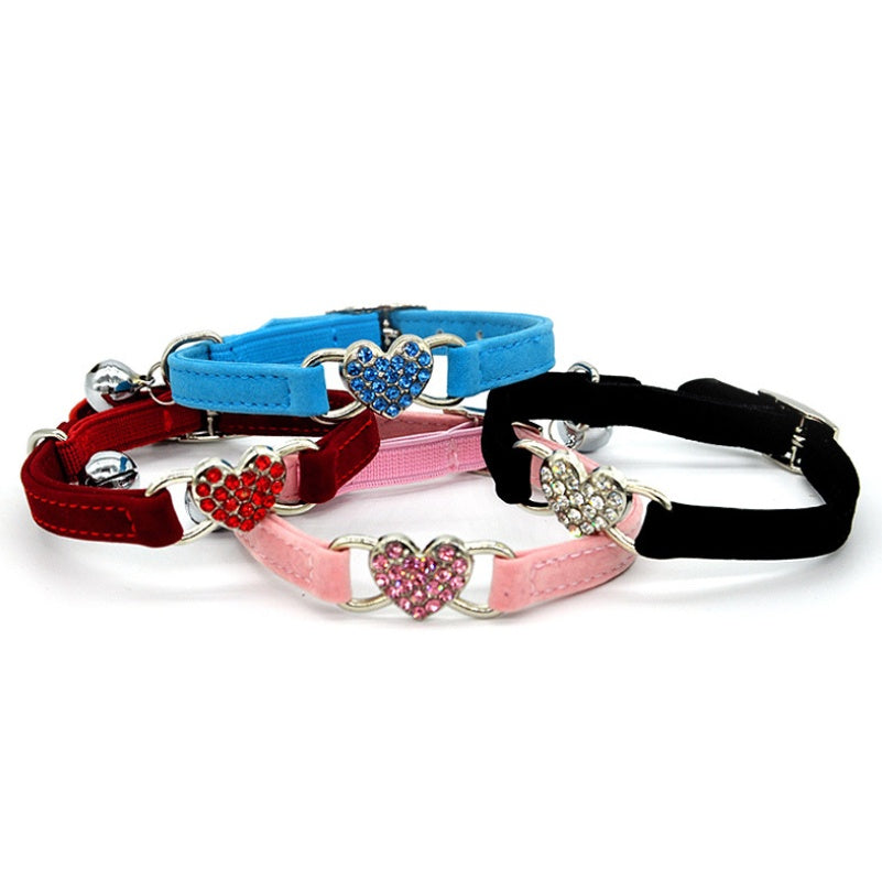 Love-Themed Cat Collar – Adjustable & Cute