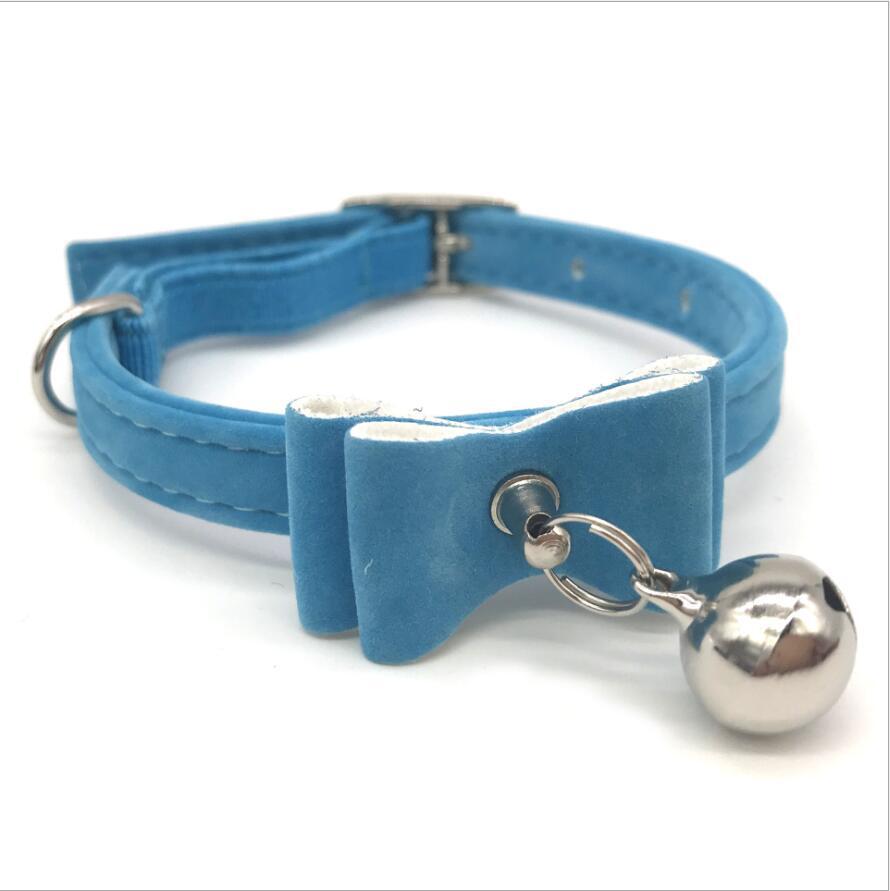 Love-Themed Cat Collar – Adjustable & Cute