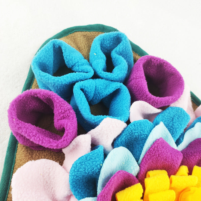 Dog Foraging Mat – Sunflower Puzzle Treat Game