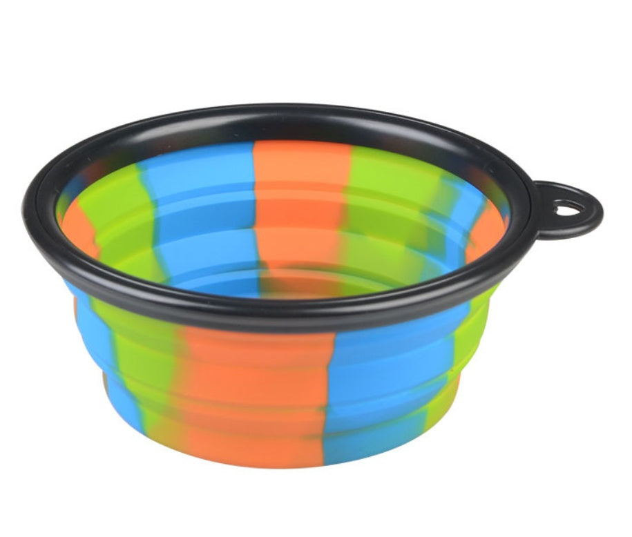 Camouflage Pet Bowl – Foldable Silicone Travel Feeder